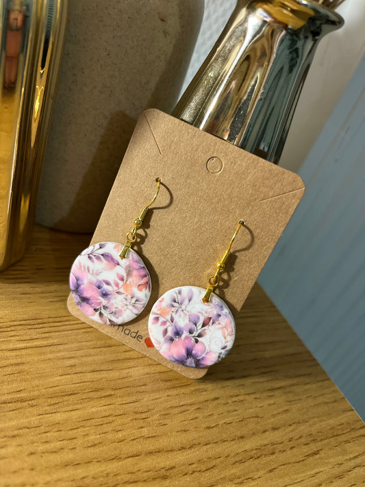 Boucle d’oreille fleurie